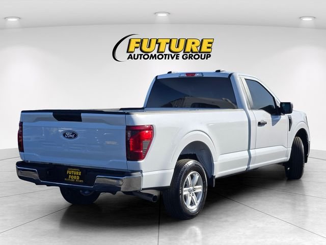 Used 2025 White Ford XL image 4