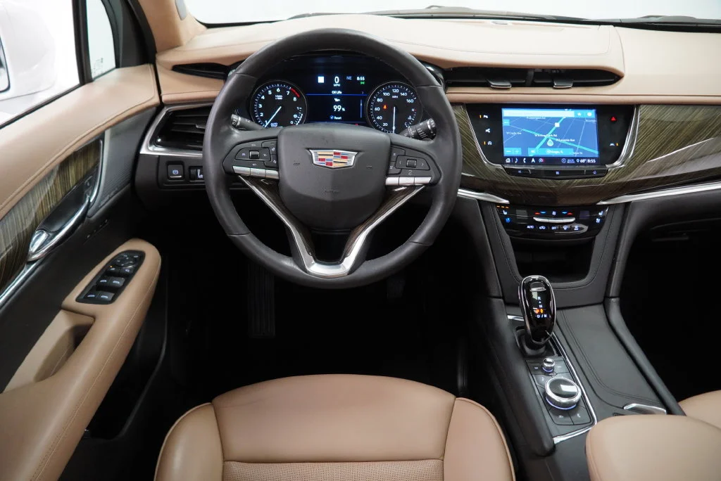 Used 2020 White Cadillac Premium Luxury image 24