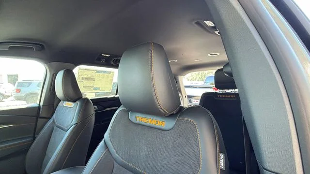 New 2026 Carbonized Gray Metallic Ford Tremor® image 21