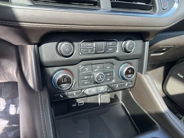 Used 2022 Beige Chevrolet Z71 image 26
