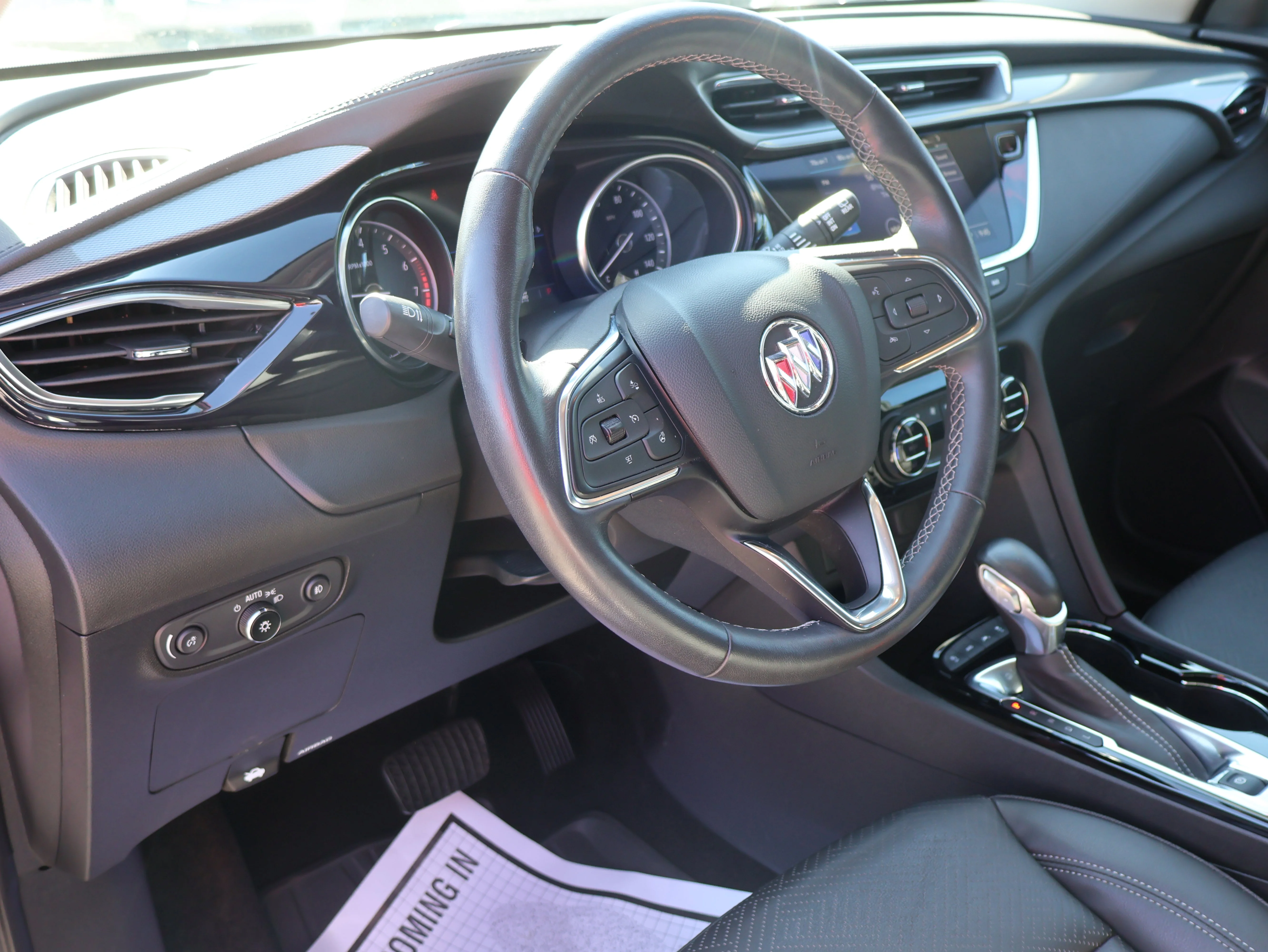 Used 2023 White Frost Tricoat Buick Essence image 22