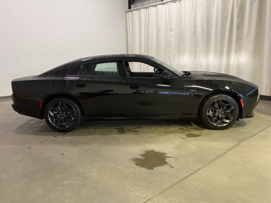 New 2026 Diamond Black Crystal Pearlcoat Dodge R/T Plus image 21