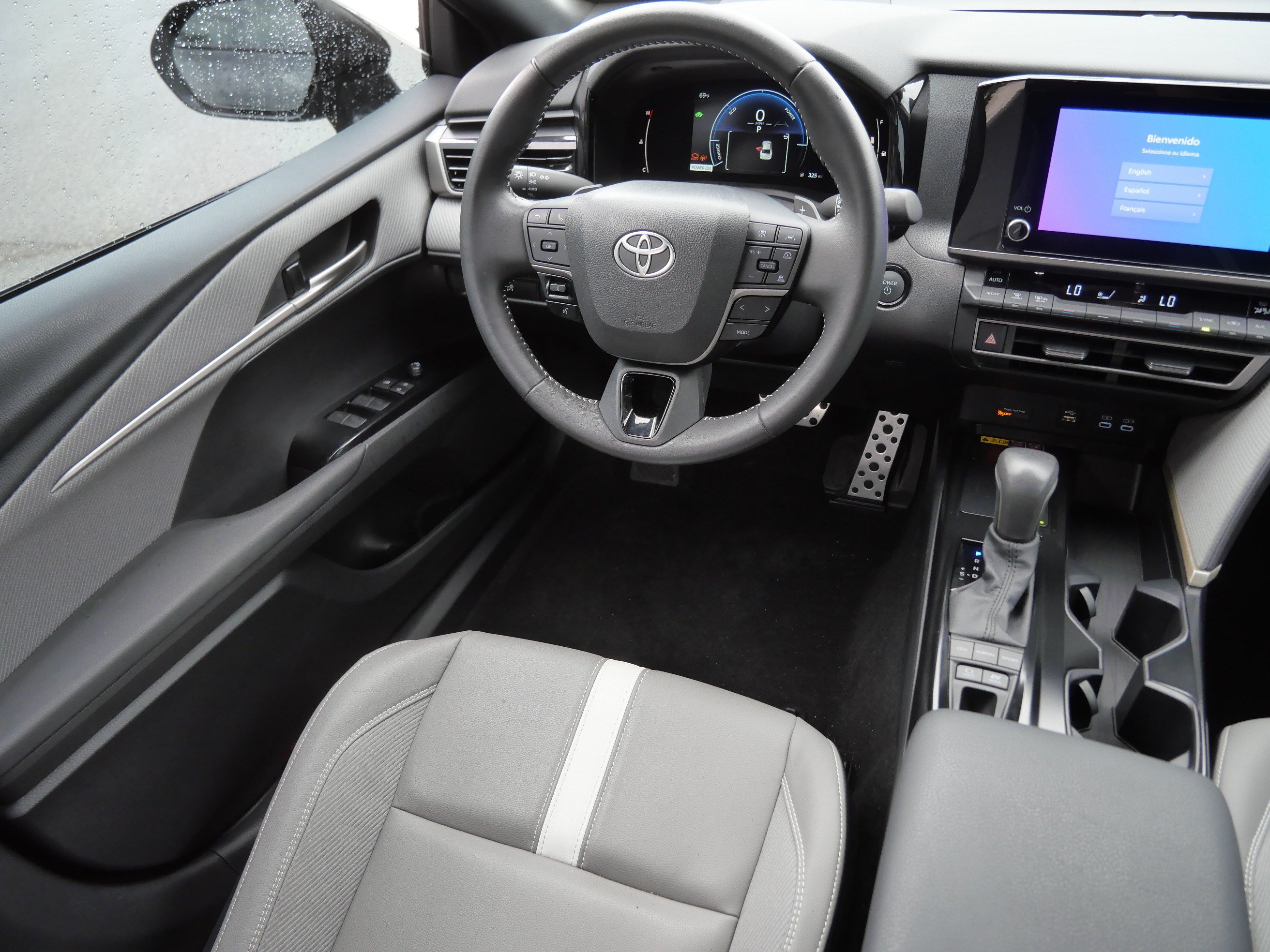 Used 2025 Midnight Black Metallic Toyota SE image 10