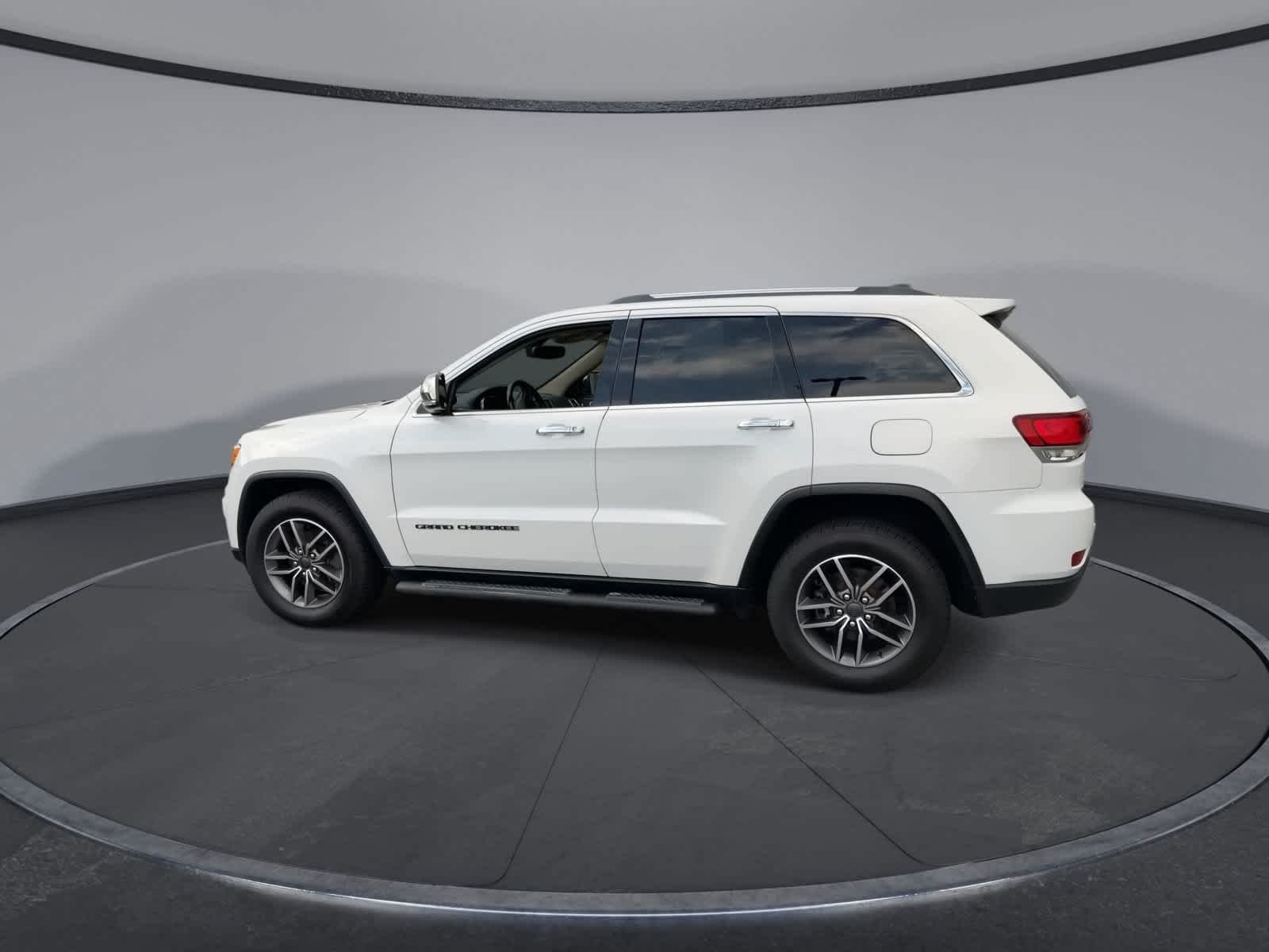 Used 2020 Bright White Clearcoat Jeep Limited image 5