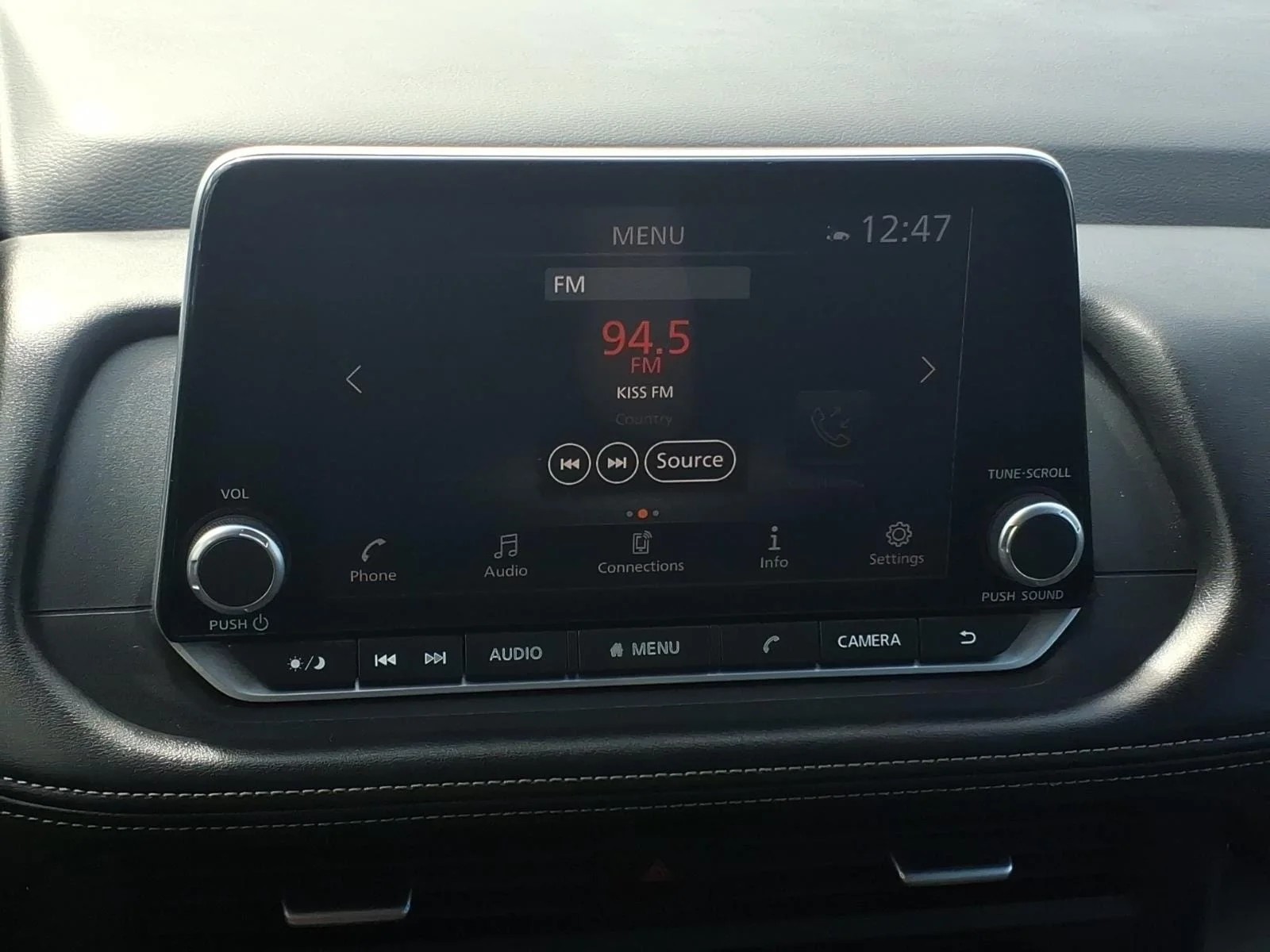 Used 2025 Super Black Nissan SV image 20