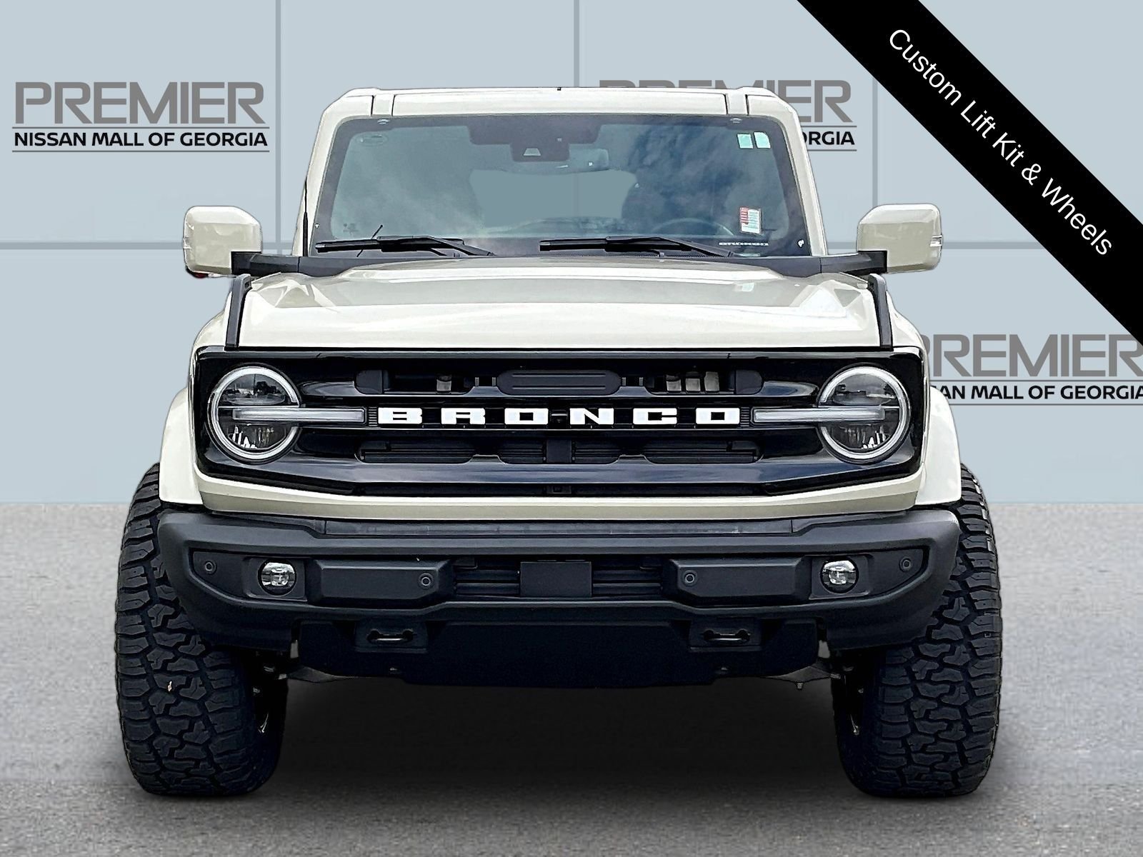 Used 2025 Beige Ford Outer Banks image 2