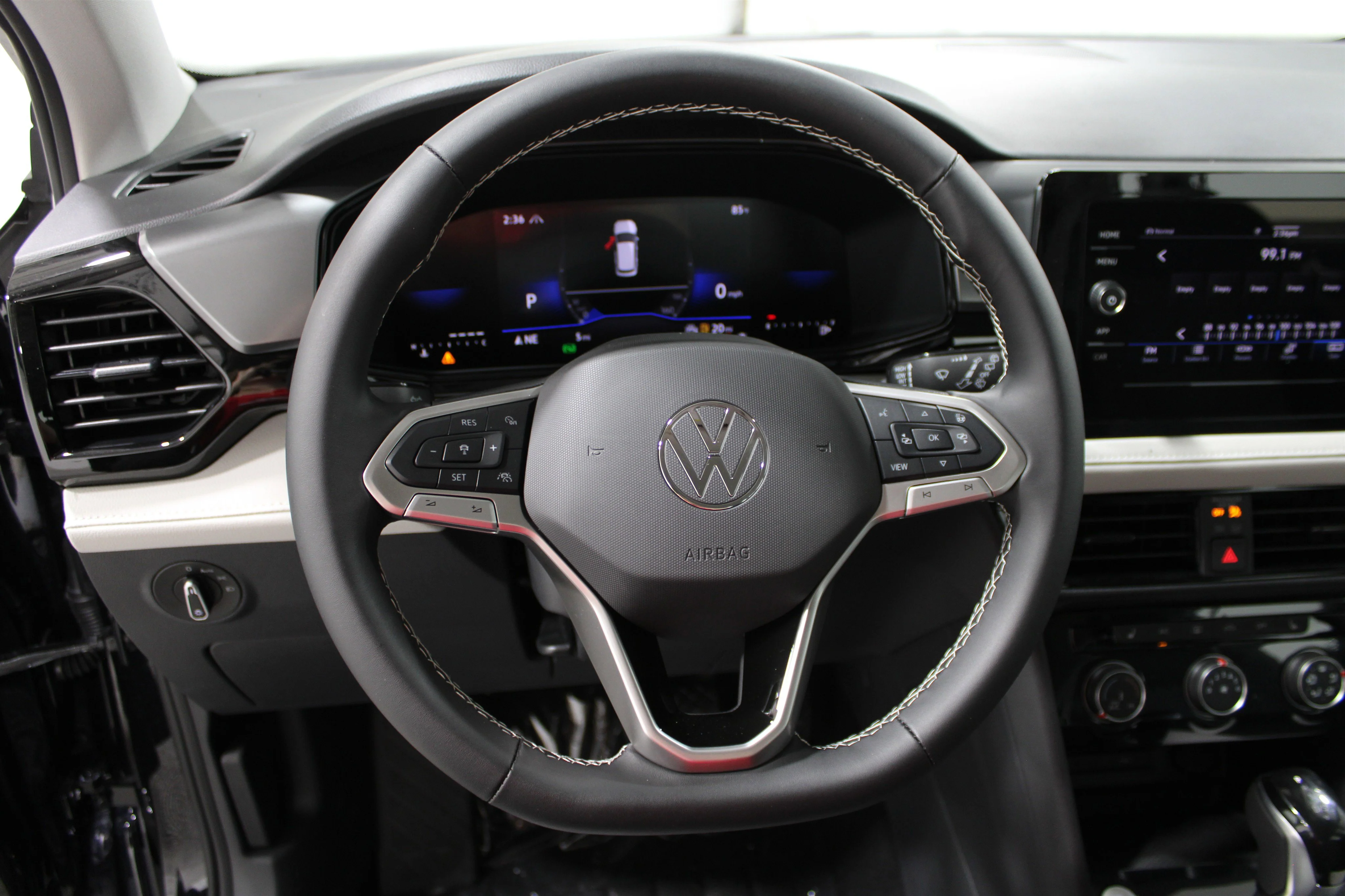 2025 Volkswagen Taos S - Photo 9