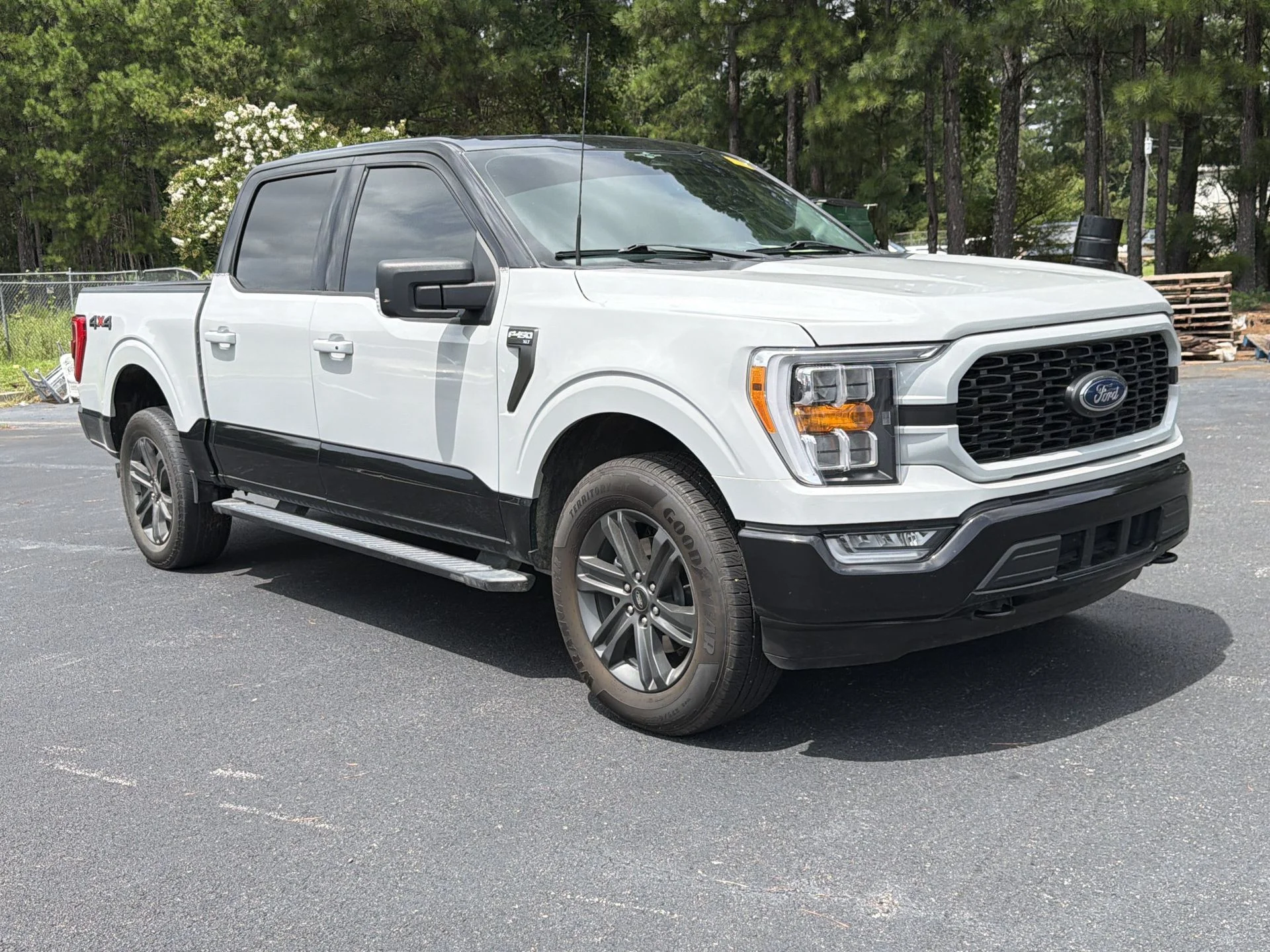 Used 2023 Avalanche Ford XLT image 20