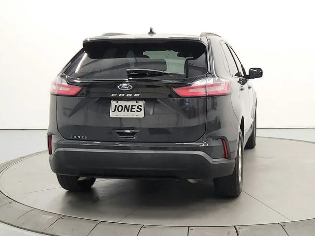 Used 2021 Gray Ford SE image 7