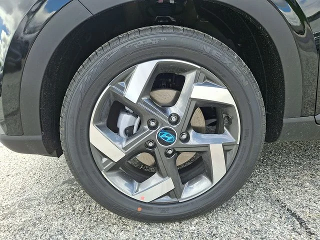 New 2026 Black Hyundai SEL image 18