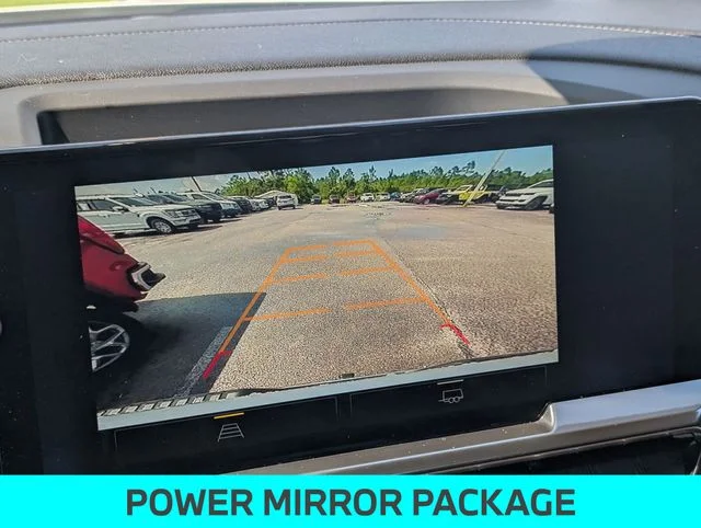 Used 2025 White Chevrolet LT image 21