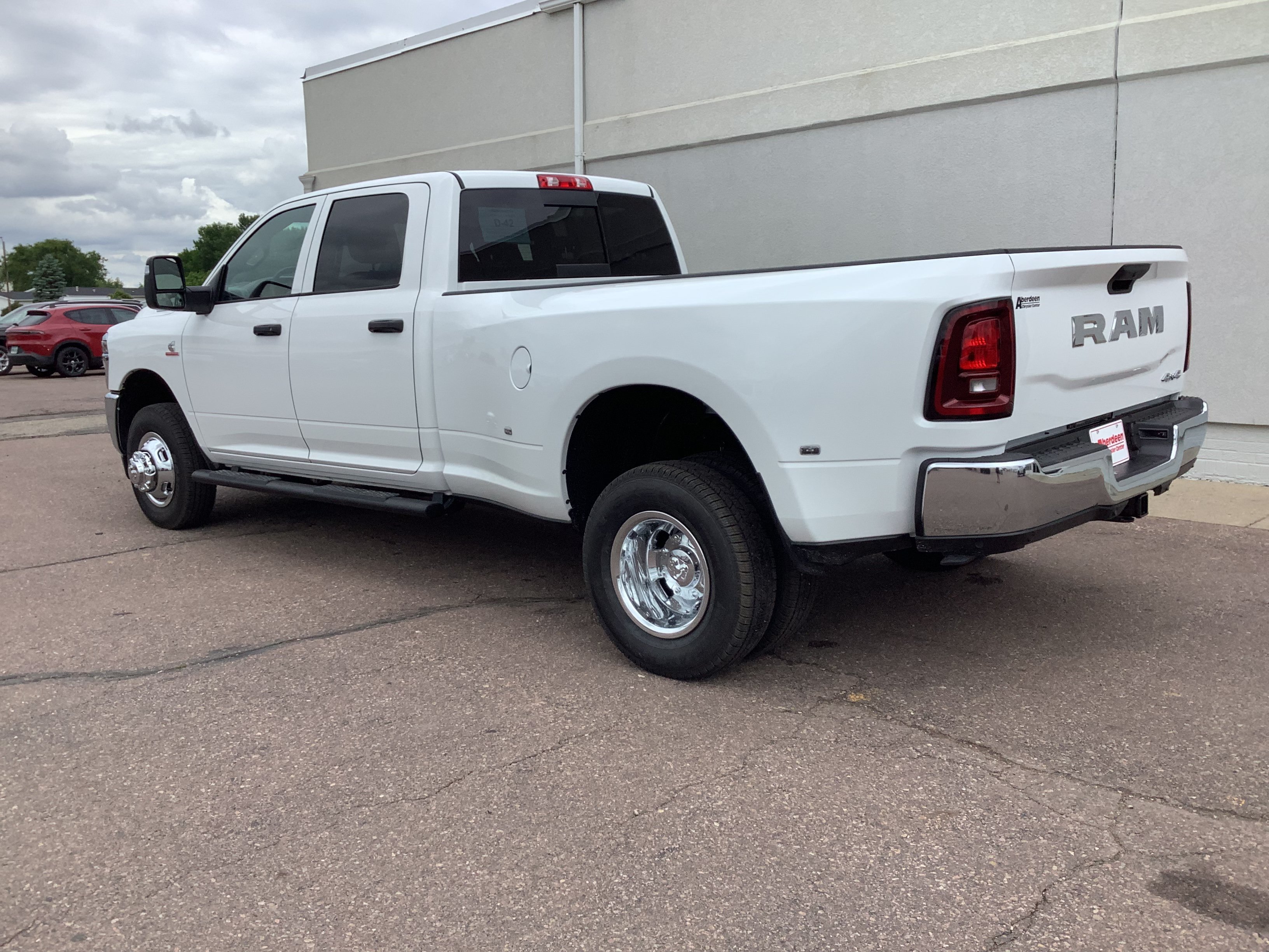 New 2026 Bright White Clear-Coat Exterior Paint RAM Tradesman image 6