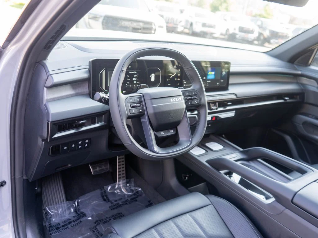 New 2027 Wolf Gray Kia X-LINE SX image 16