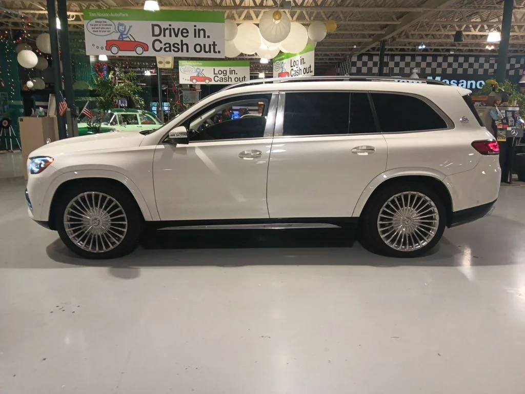 Used 2022 White Mercedes-Benz Maybach GLS 600 image 9