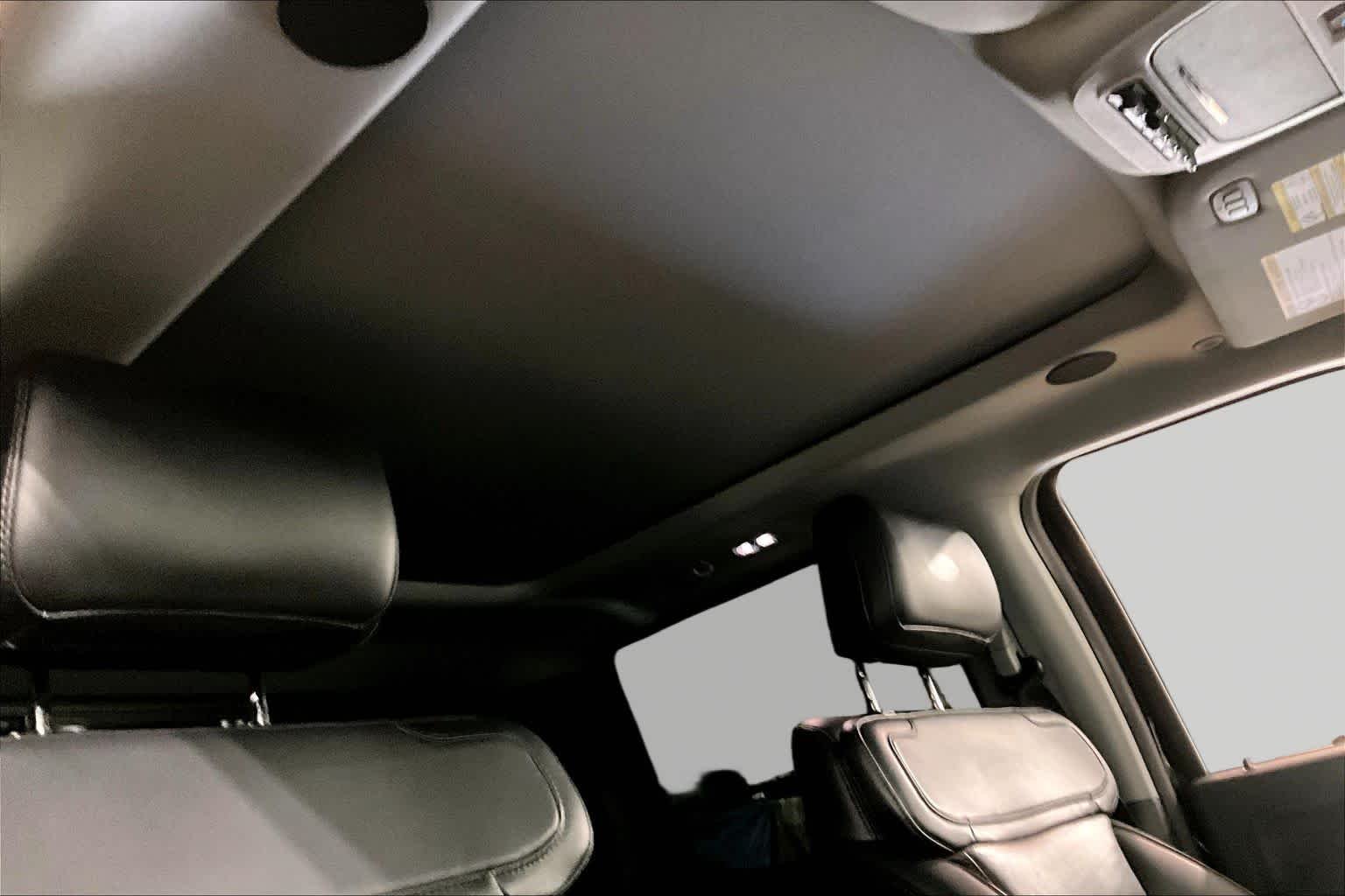 Used 2025 Agate Black Metallic Ford LARIAT image 14