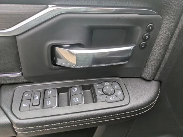 2026 RAM 2500 Laramie - Photo 10