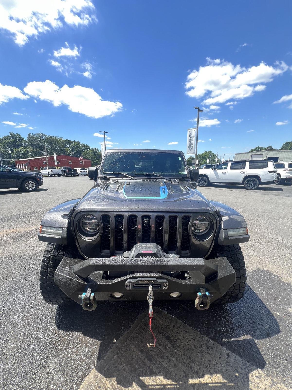 Used 2021 GRANITE CRYSTAL METALLIC CLEARCOAT JEEP UNLIMITED RUBICON image 8