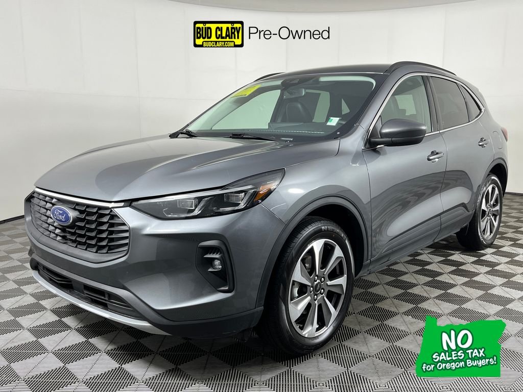 2025 Ford Escape Platinum AWD's photo