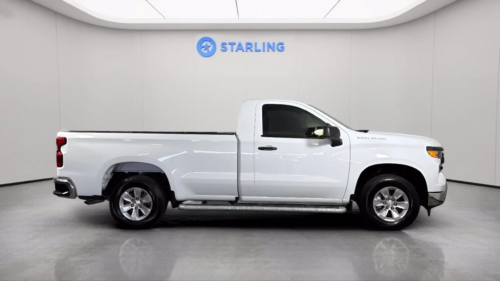 Used 2025 Summit White Chevrolet WT image 13