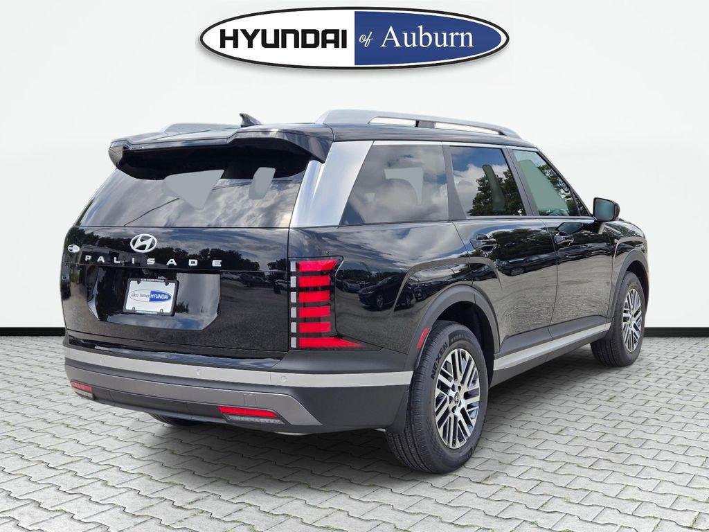 New 2026 Black Hyundai SEL FWD image 5