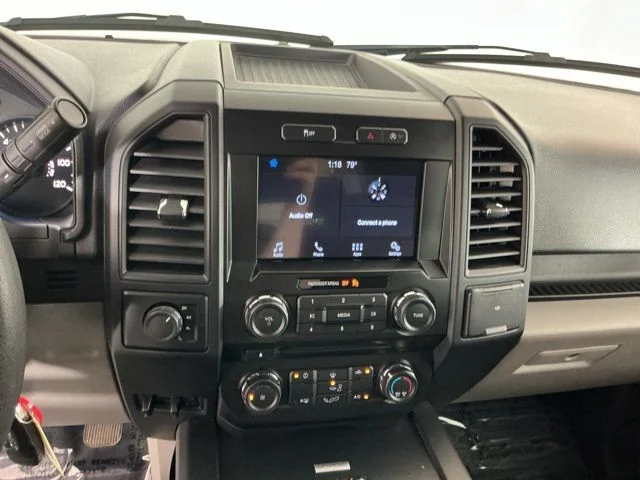 Used 2018 Magnetic Ford XL image 17