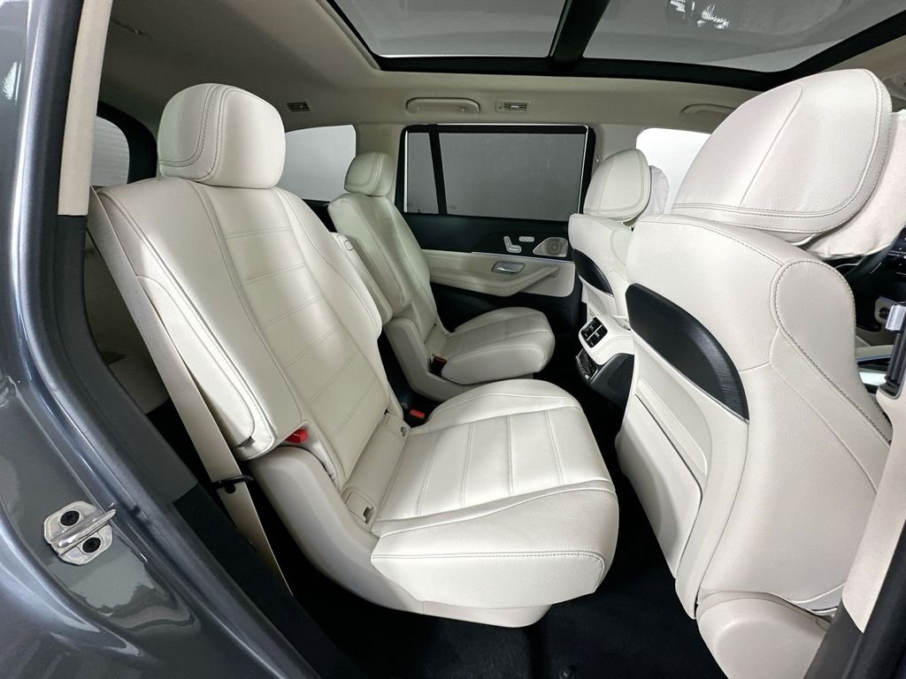 New 2026 Selenite Grey Metallic Mercedes-Benz GLS 450 image 30