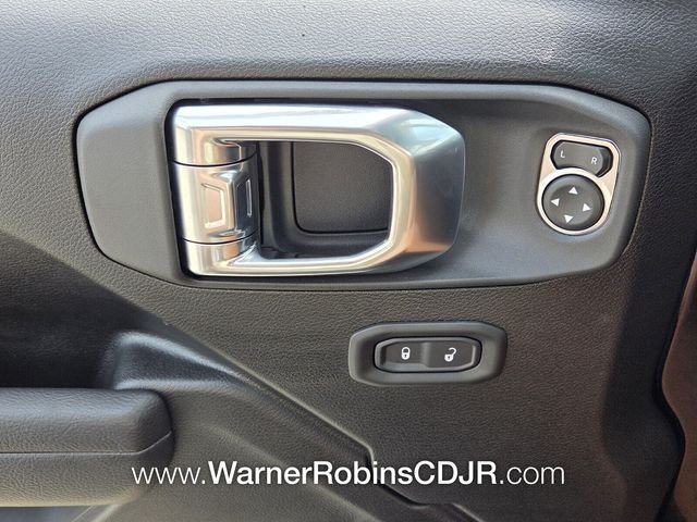 New 2026 Black Clear-Coat Exterior Paint Jeep Mojave image 30