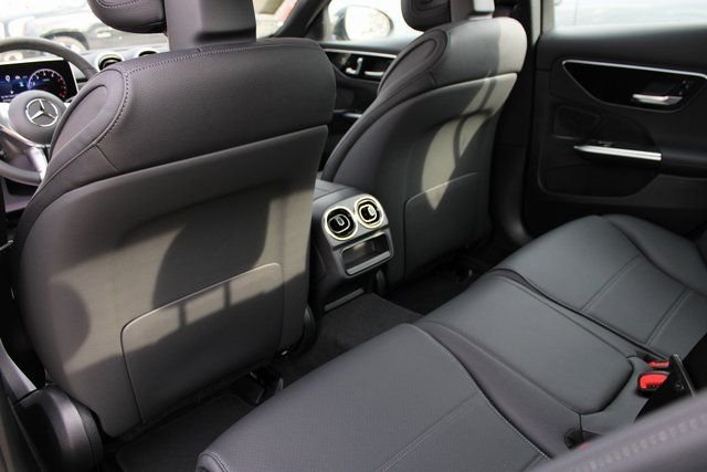 2025 Mercedes-Benz C-Class Sedan C 300 - Photo 35