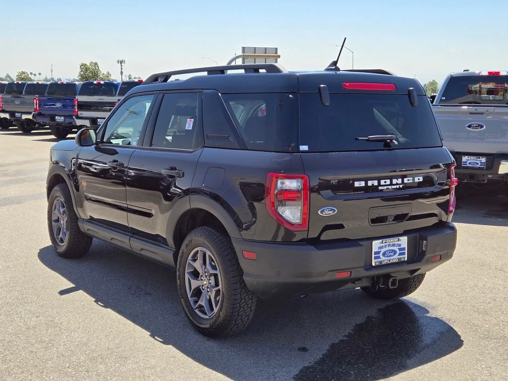 Used 2024 Shadow Black Ford Badlands image 4