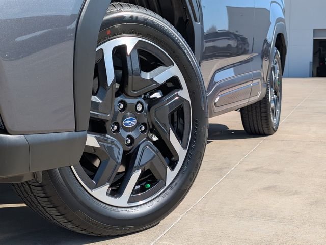New 2026 MAGNETITE GRAY METALLIC Subaru Limited image 2