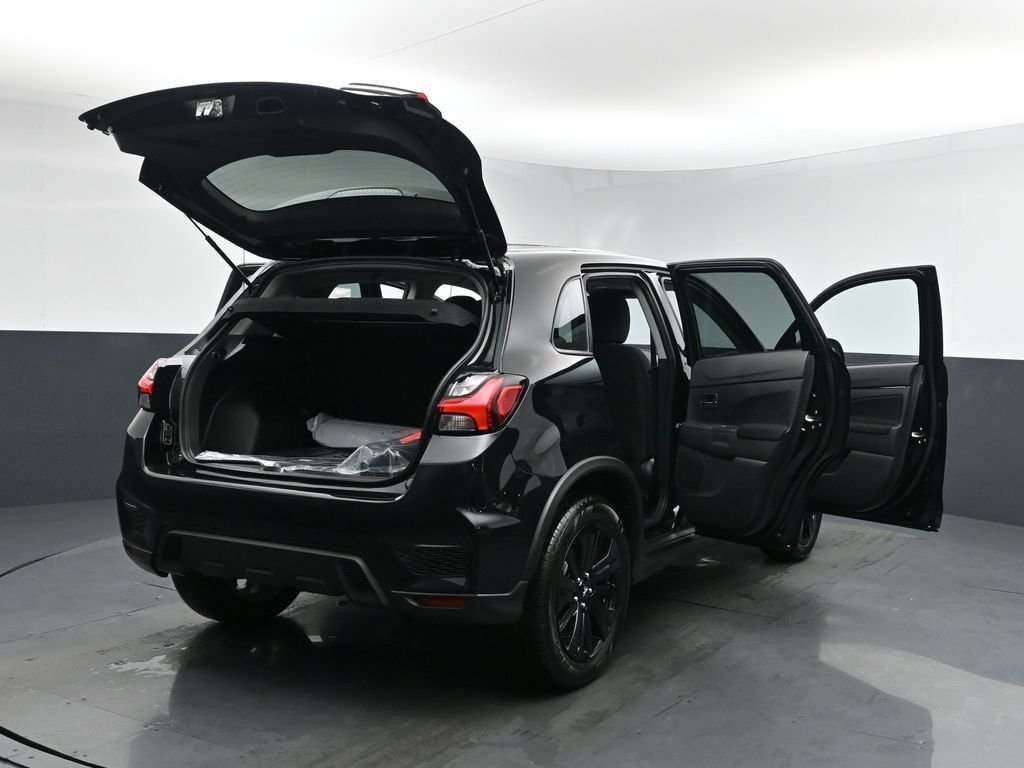 New 2026 Black Mitsubishi 2.0 LE image 26