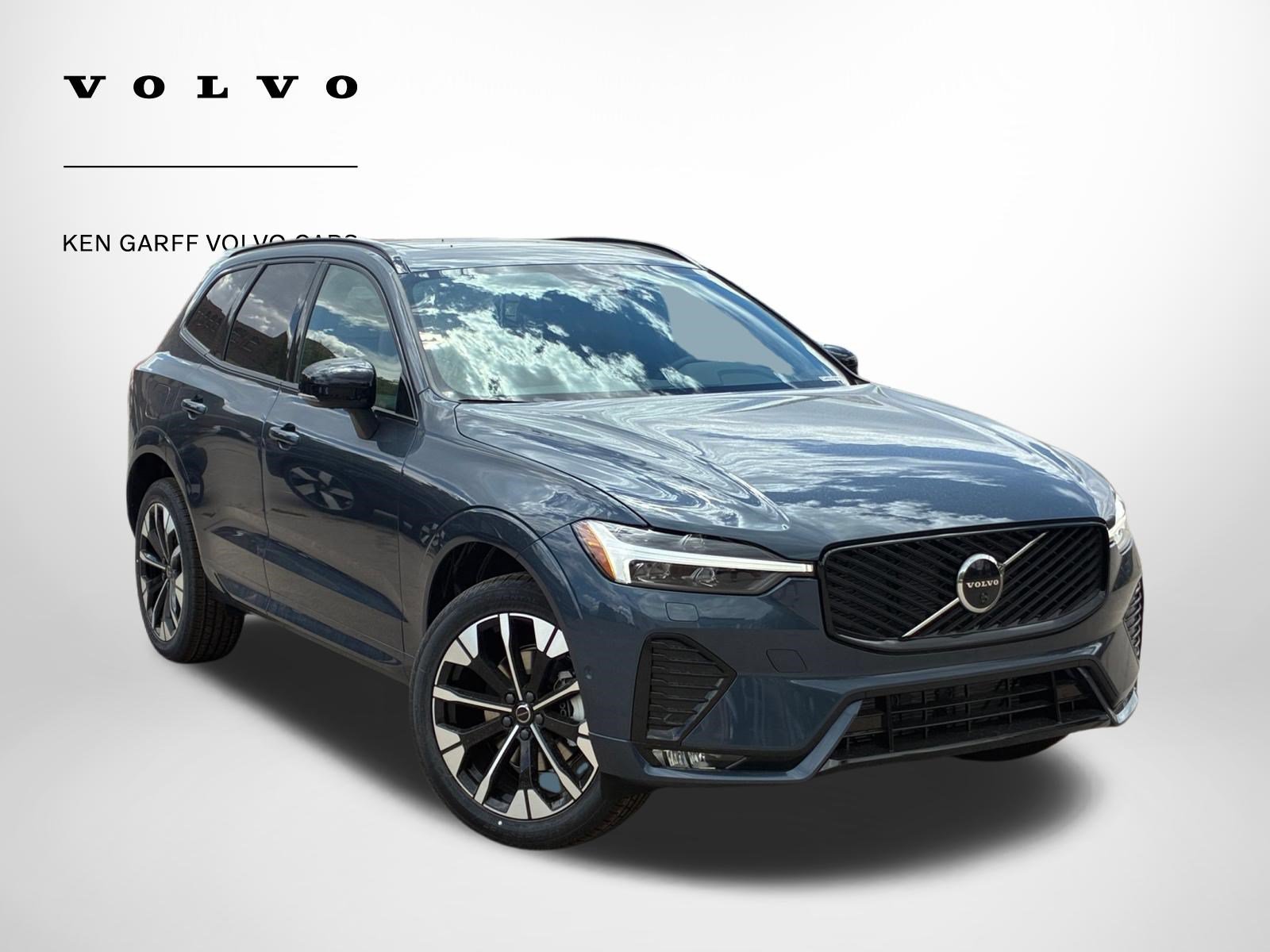 2026 Volvo XC60 Plus