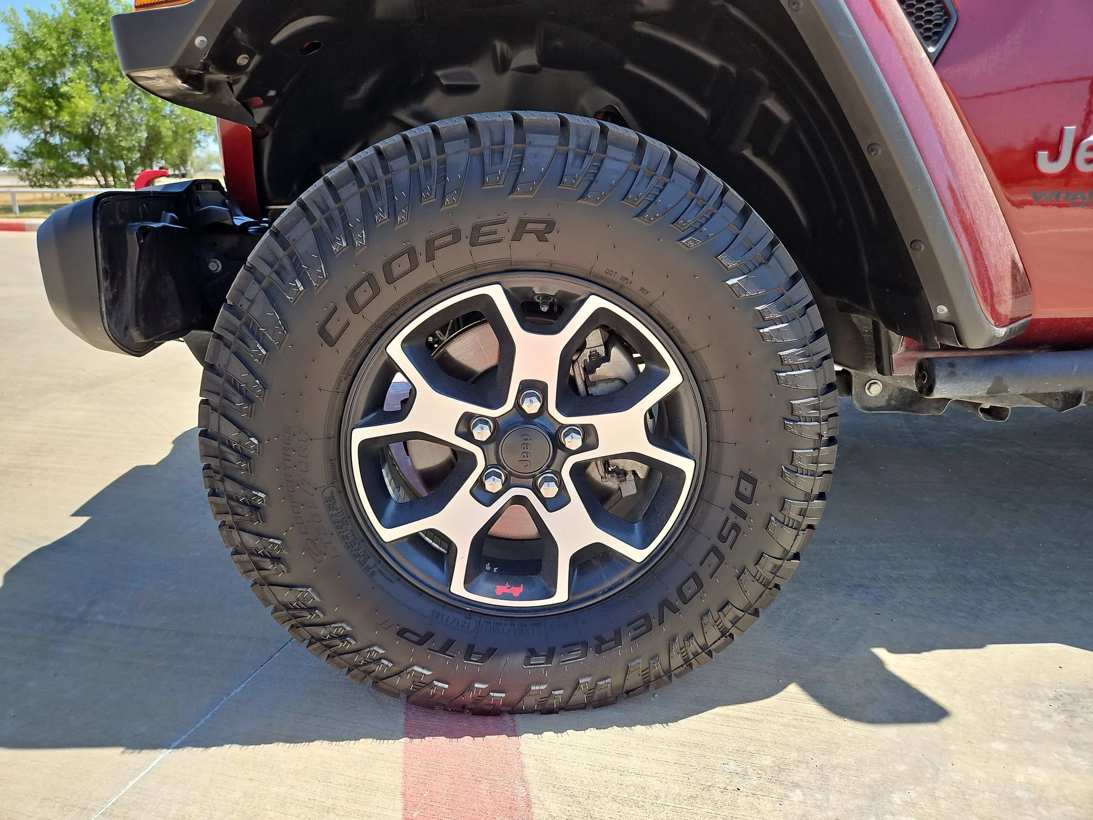 Used 2021 Red Jeep Unlimited Rubicon image 27
