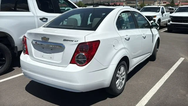 Used 2015 SUMMIT WHITE Chevrolet LT image 3