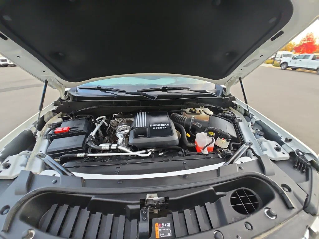 Used 2024 Summit White GMC Denali image 30