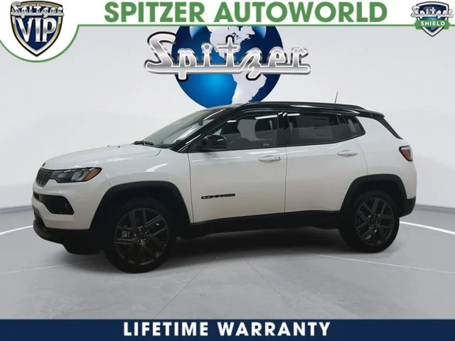 New 2026 Bright White Clear-Coat Exterior Paint Jeep Limited image 3