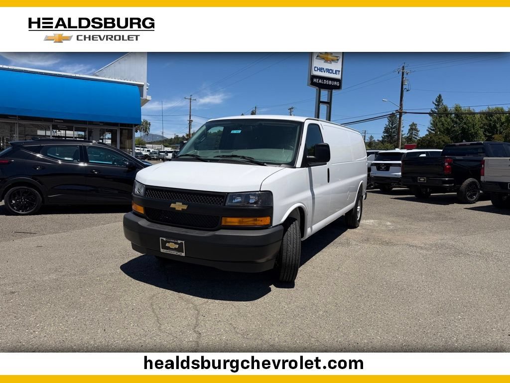 2026 Chevrolet Express 3500 Extended Work Van's photo
