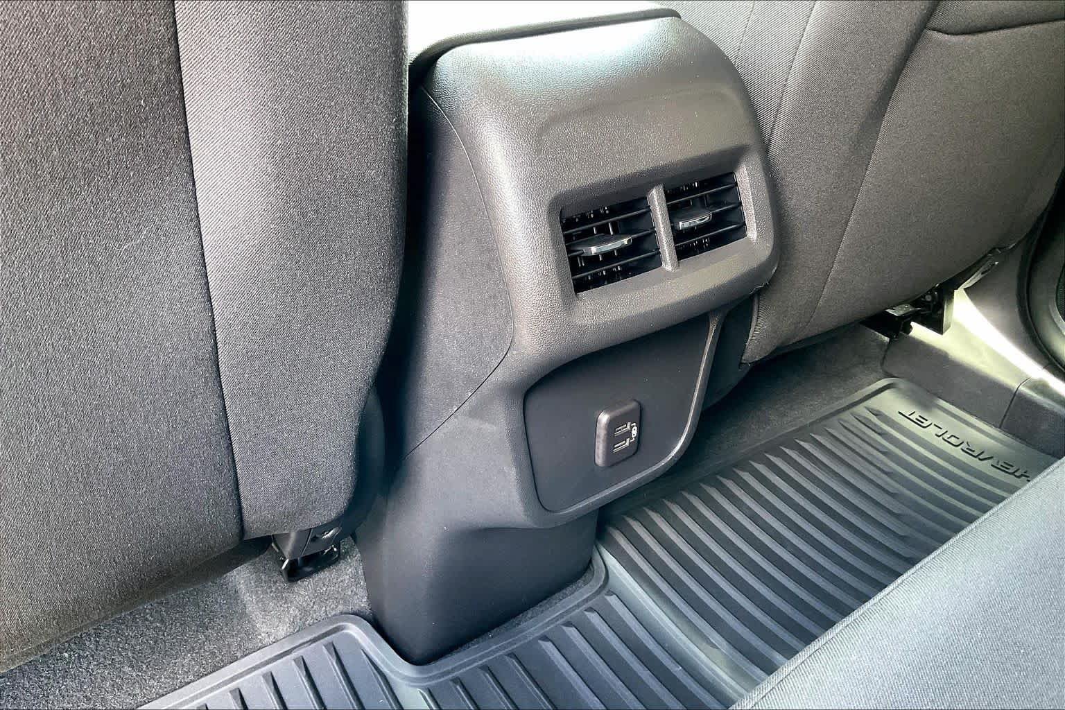 2023 Chevrolet Equinox LT - Photo 33