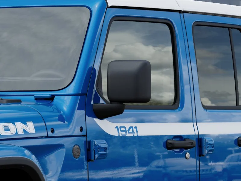 New 2026 Hydro Blue Pearl-Coat Exterior Paint Jeep Sahara 4-Door image 38
