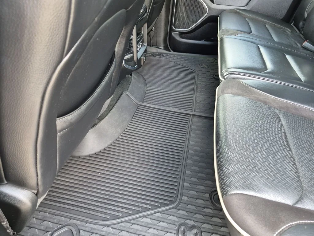 Used 2022 Black Ram Laramie image 37