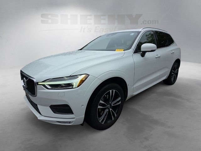 Used 2019 White Volvo T5 Momentum image 17
