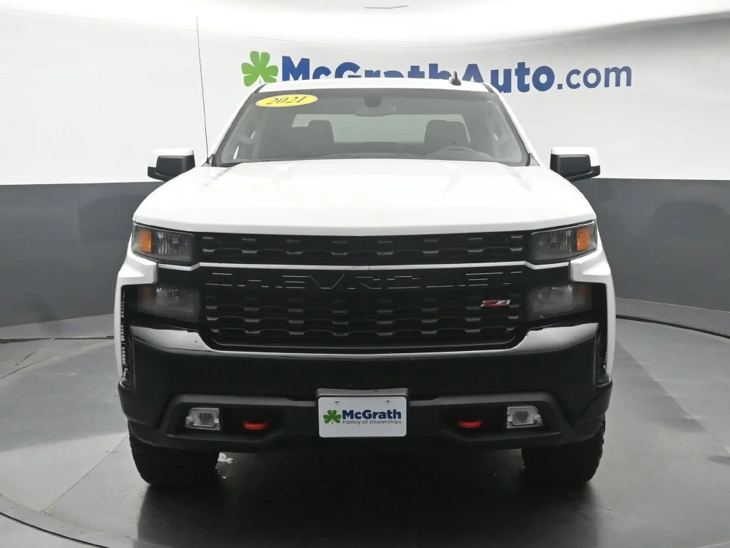Used 2021 White Chevrolet Custom Trail Boss image 6