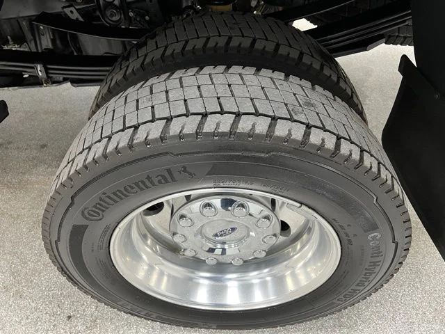 Used 2023 Black Ford Platinum image 15