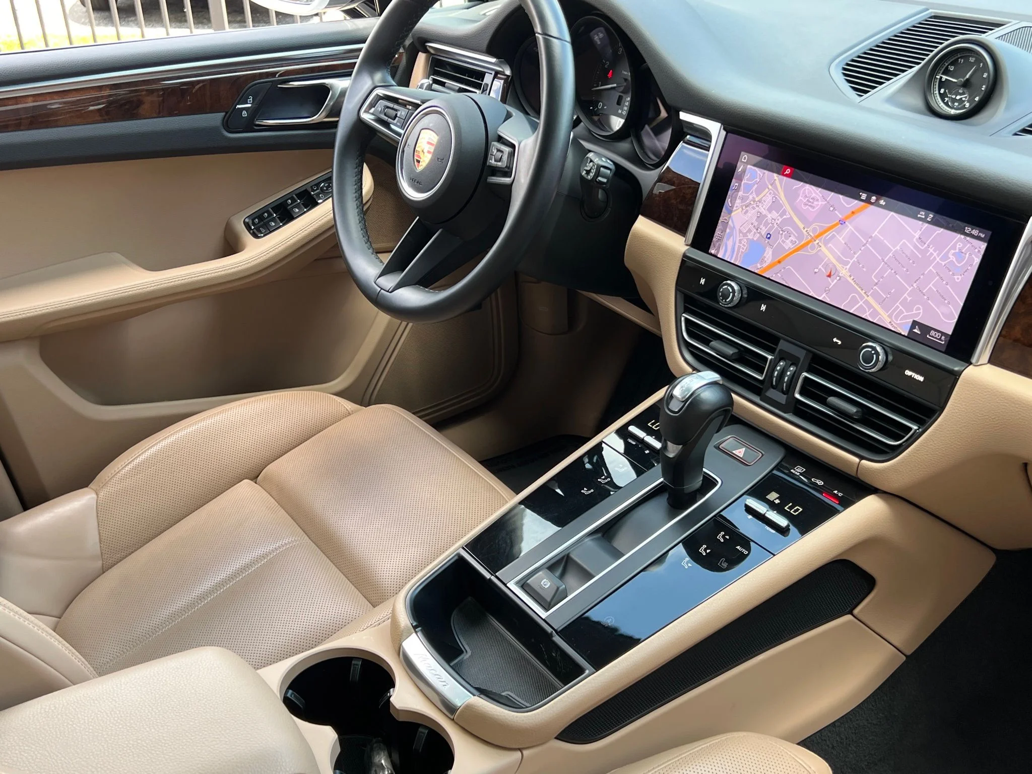 Used 2023 White Porsche Base image 16