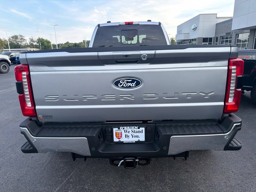 New 2027 Iconic Silver Metallic Ford F-350® Lariat® image 4