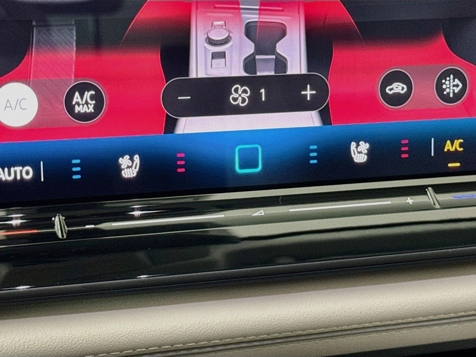 New 2027 Pure Gray Volkswagen SE w/Technology image 19