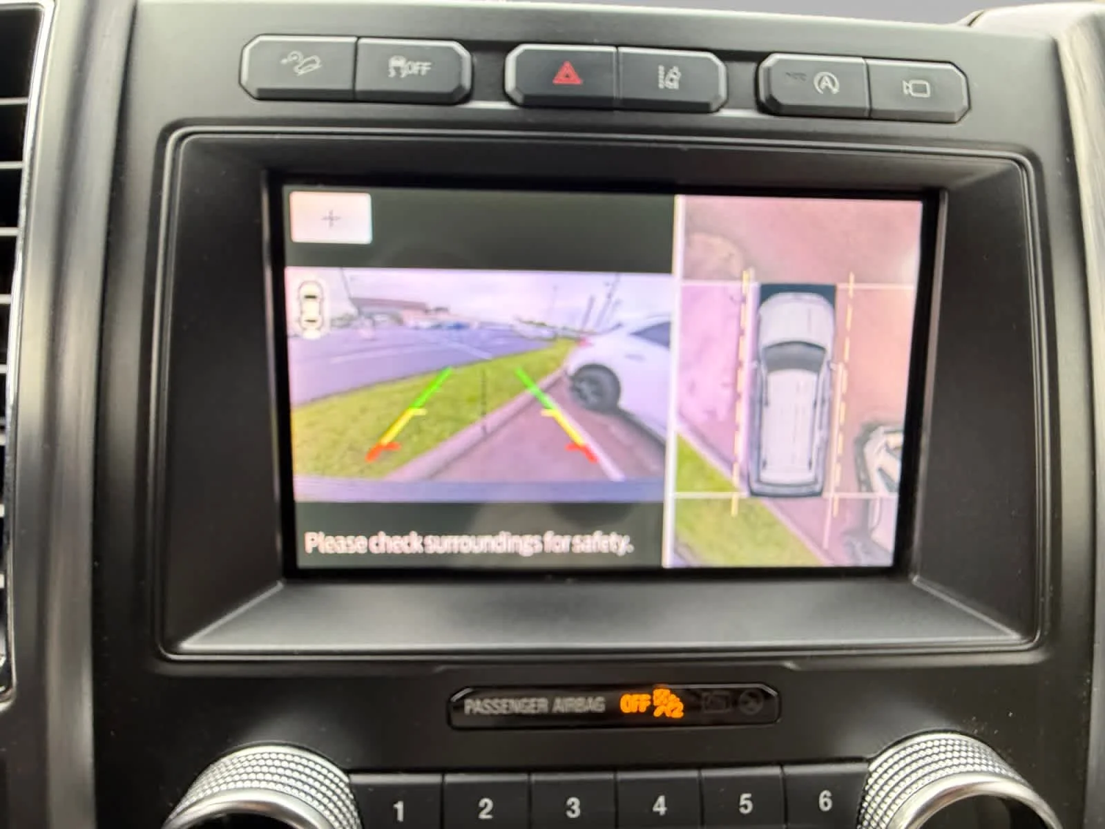 2020 Ford Expedition Platinum - Photo 16