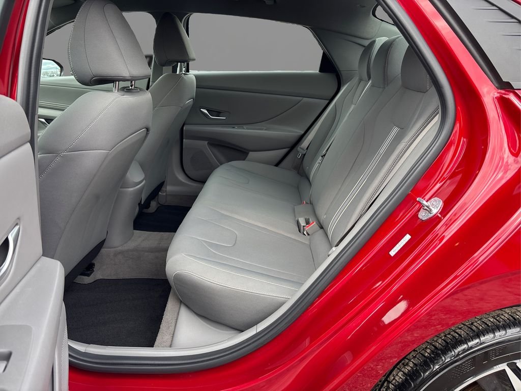 Used 2023 Red Hyundai SEL image 10