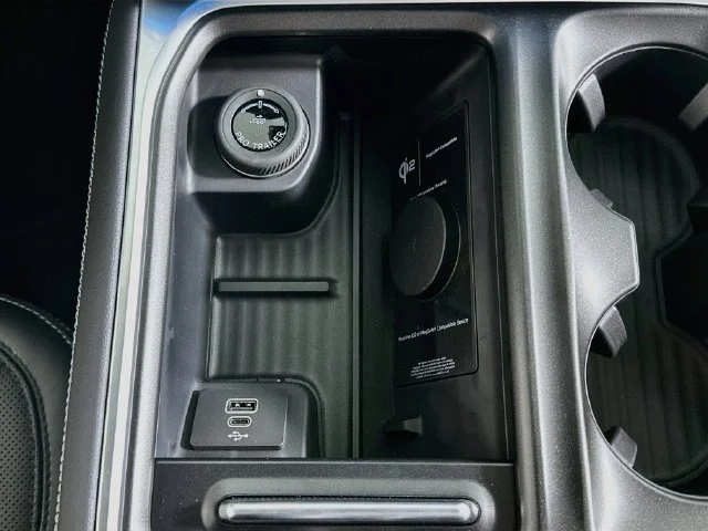 New 2027 Gray Ford Platinum image 20