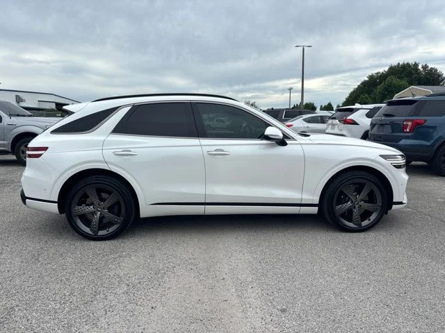 Used 2023 White Genesis 3.5T Sport image 4